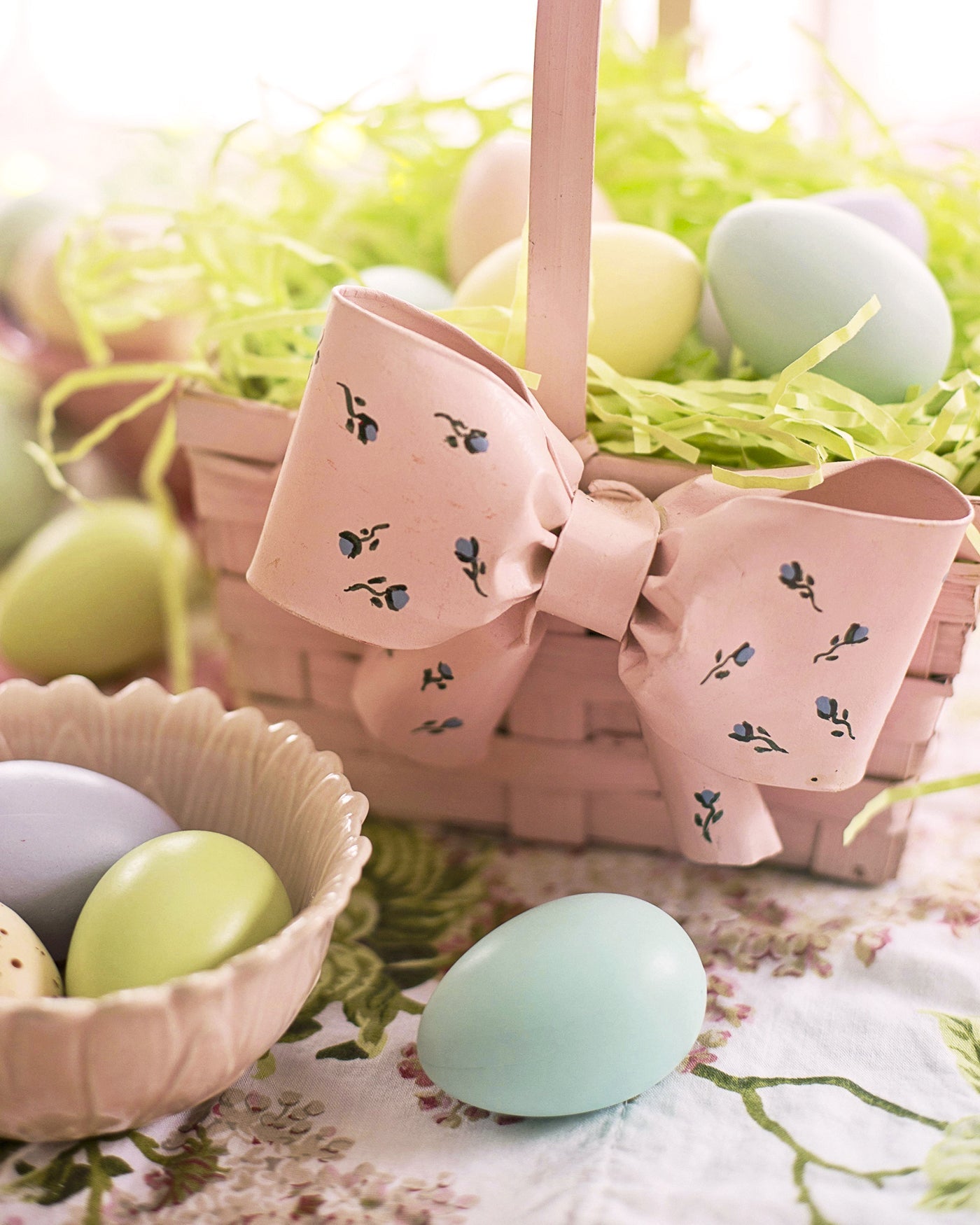 How To Build An Easter Basket In 5 Easy Steps