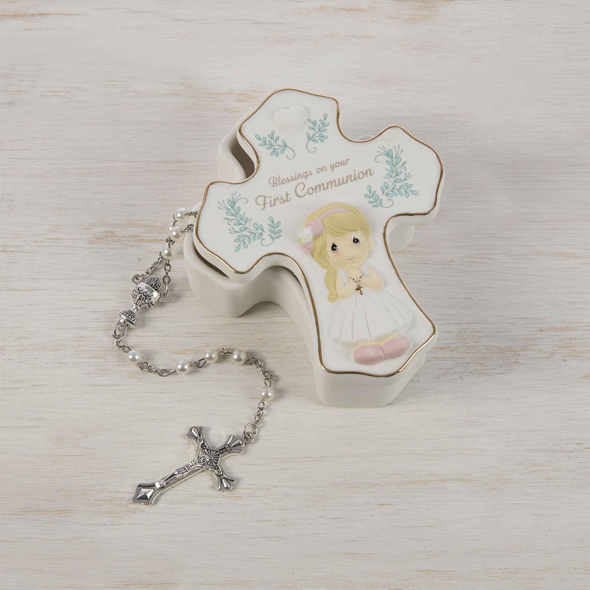 Blessings On Your First Communion Girl Rosary Box with Rosary