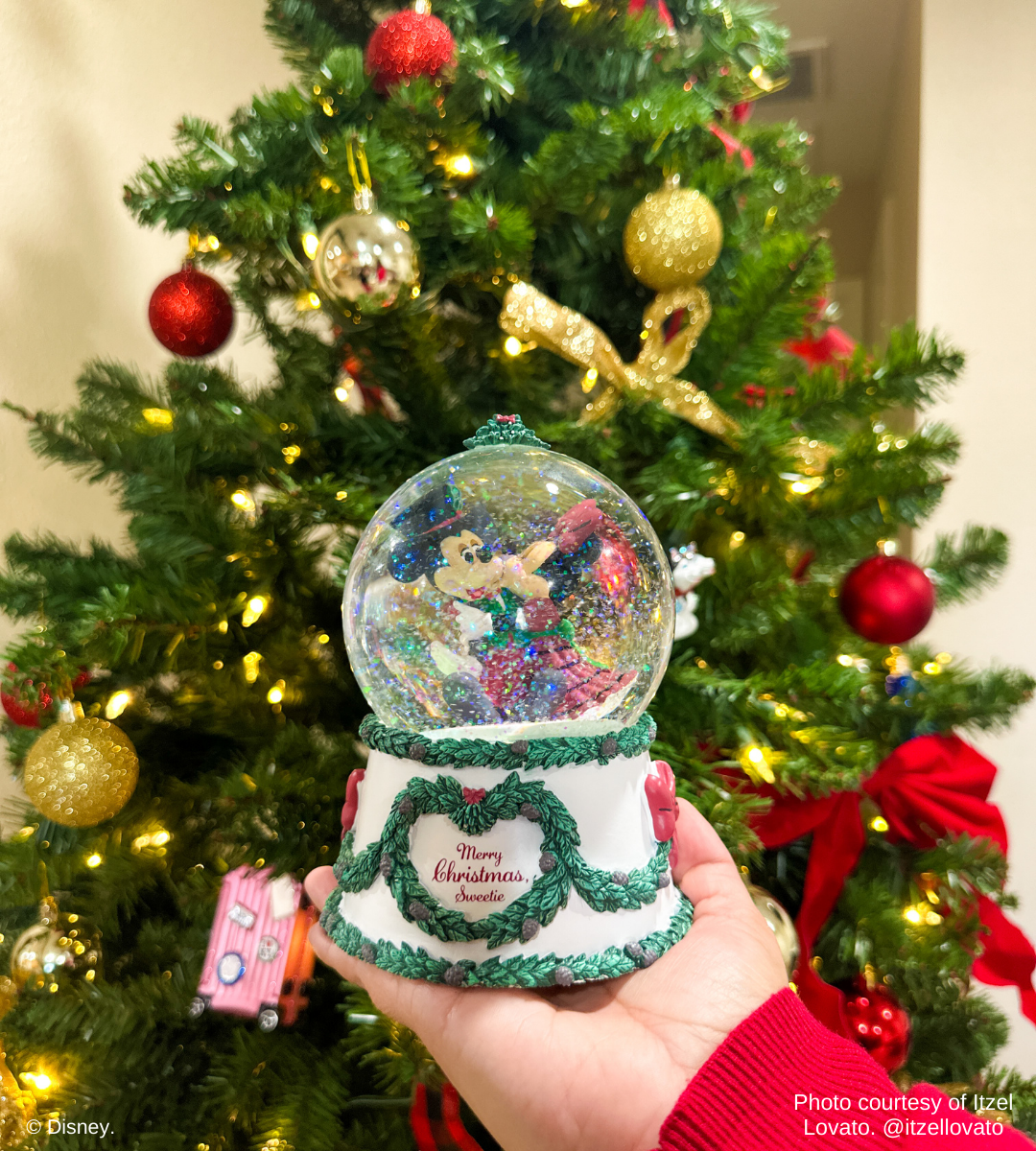 Merry Christmas, Sweetie Disney Mickey Mouse and Minnie Mouse Musical Snow Globe - Image
