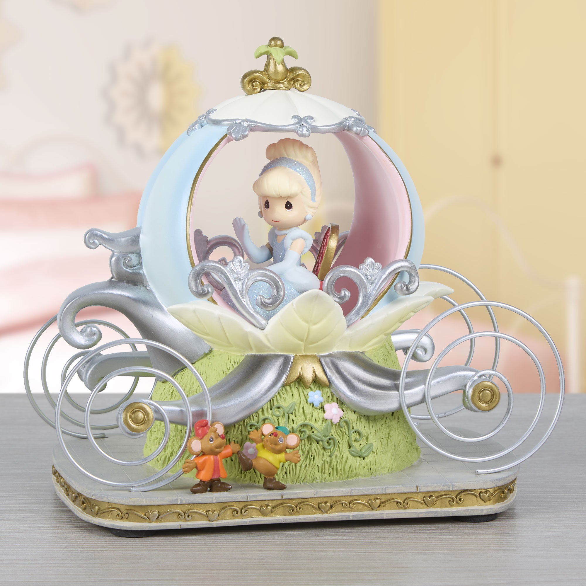 An Enchanted Evening Awaits Disney Cinderella LED Musical