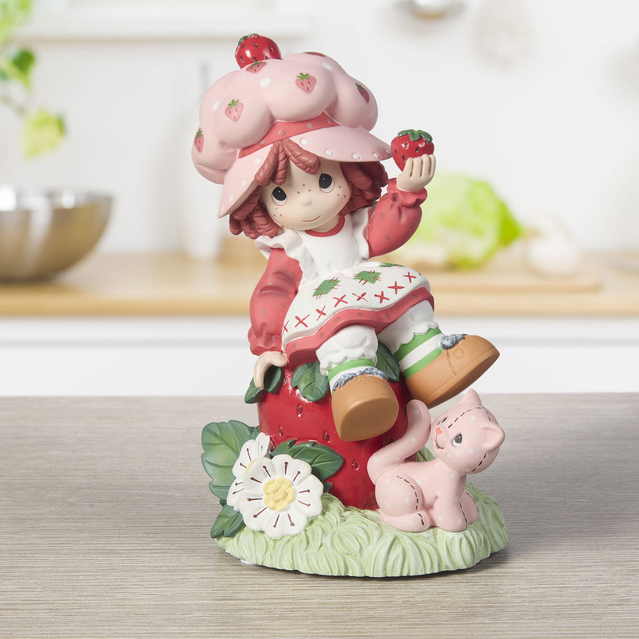 Strawberry Shortcake You’re So Berry Sweet Figurine - Image
