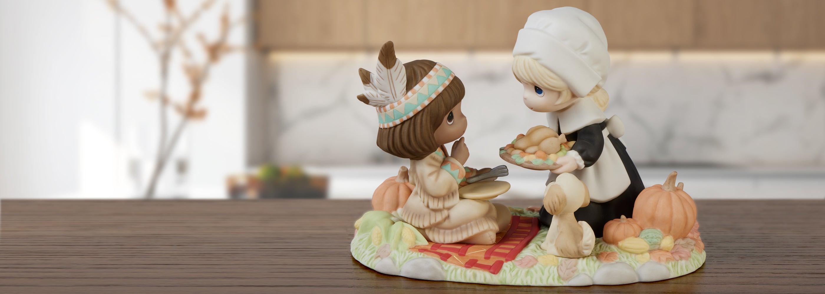 Precious Moments: Porcelain Gifts, Figurines & Collectibles