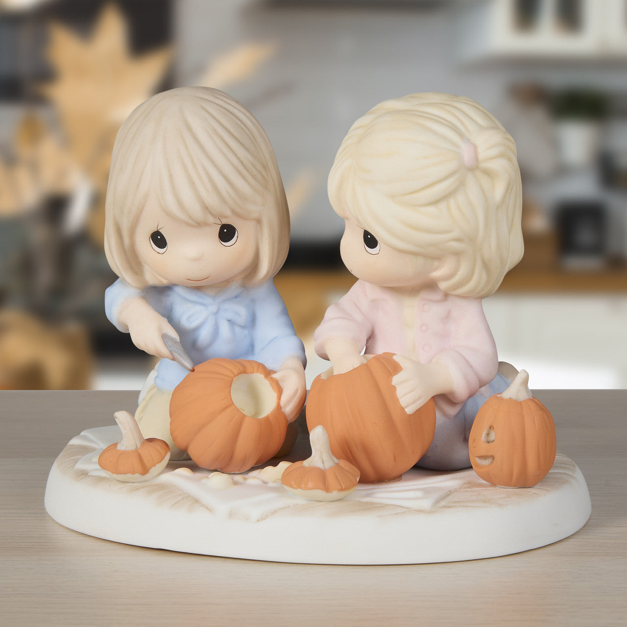 precious moments 置物　4個 Precious Moments 221021 I'll Always Carve Out Time For You Bisque