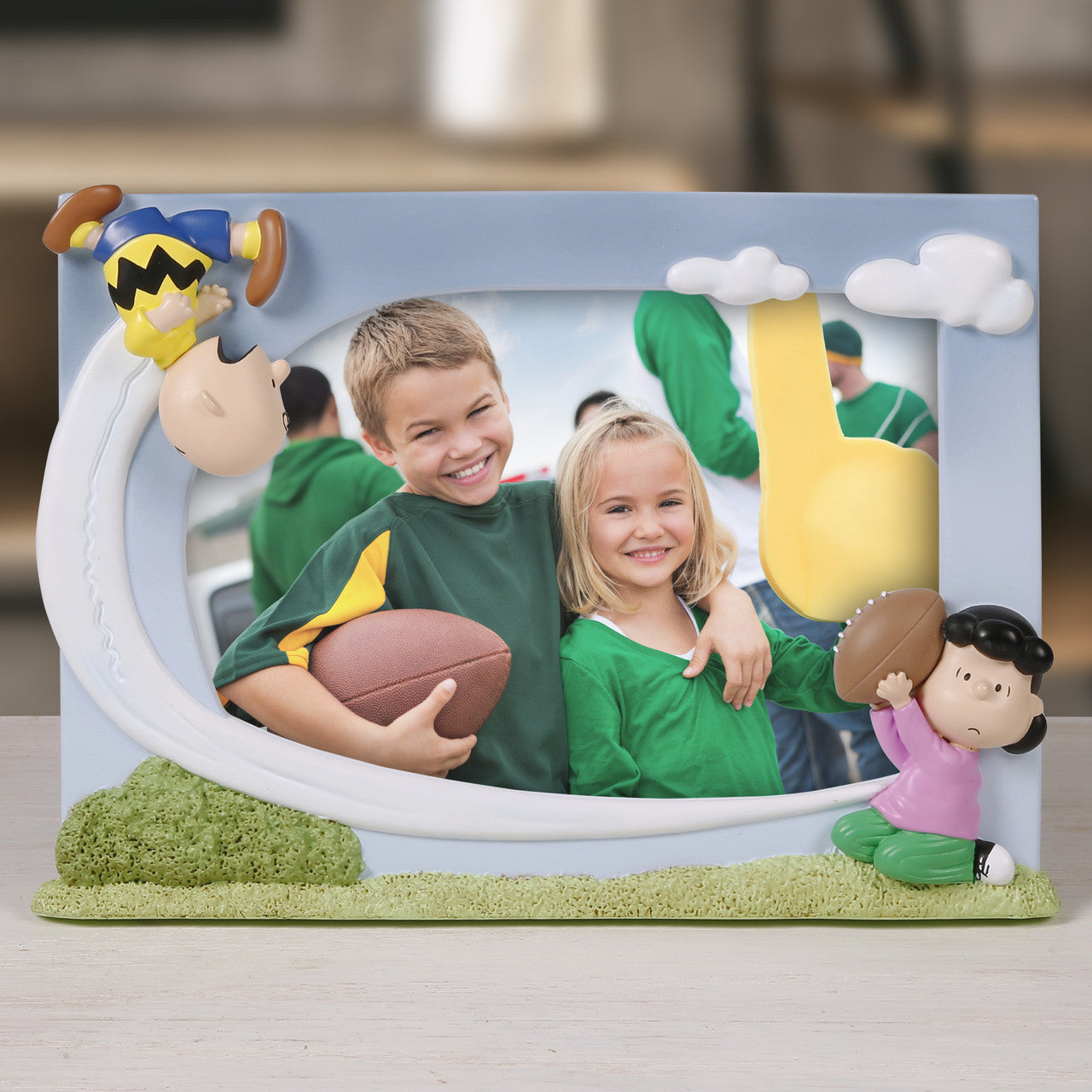 Peanuts 241708 Never Give Up Resin/Glass 4”x6” Photo Frame