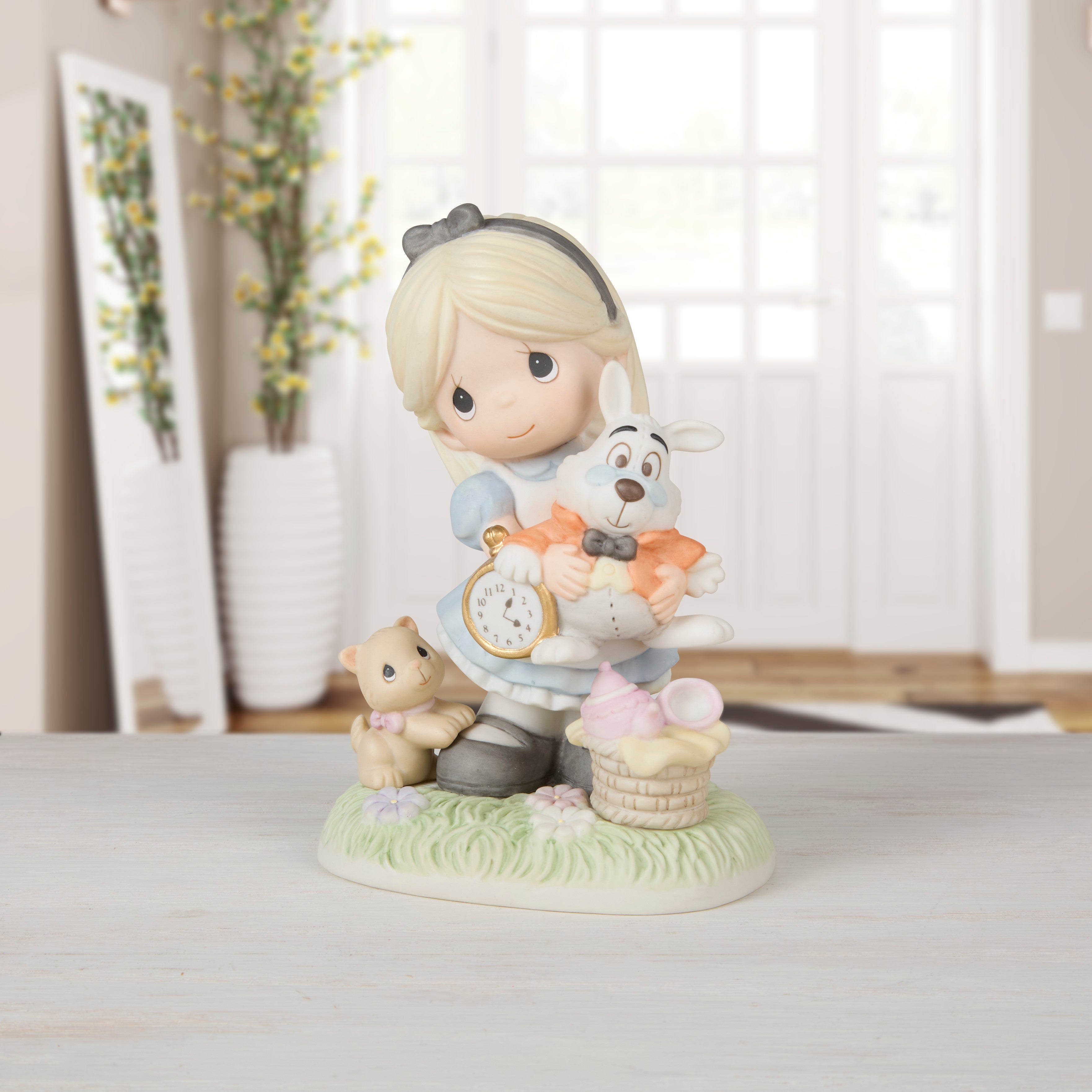 Precious Moments 252032 Disney Alice In Wonderland It's Never Too
