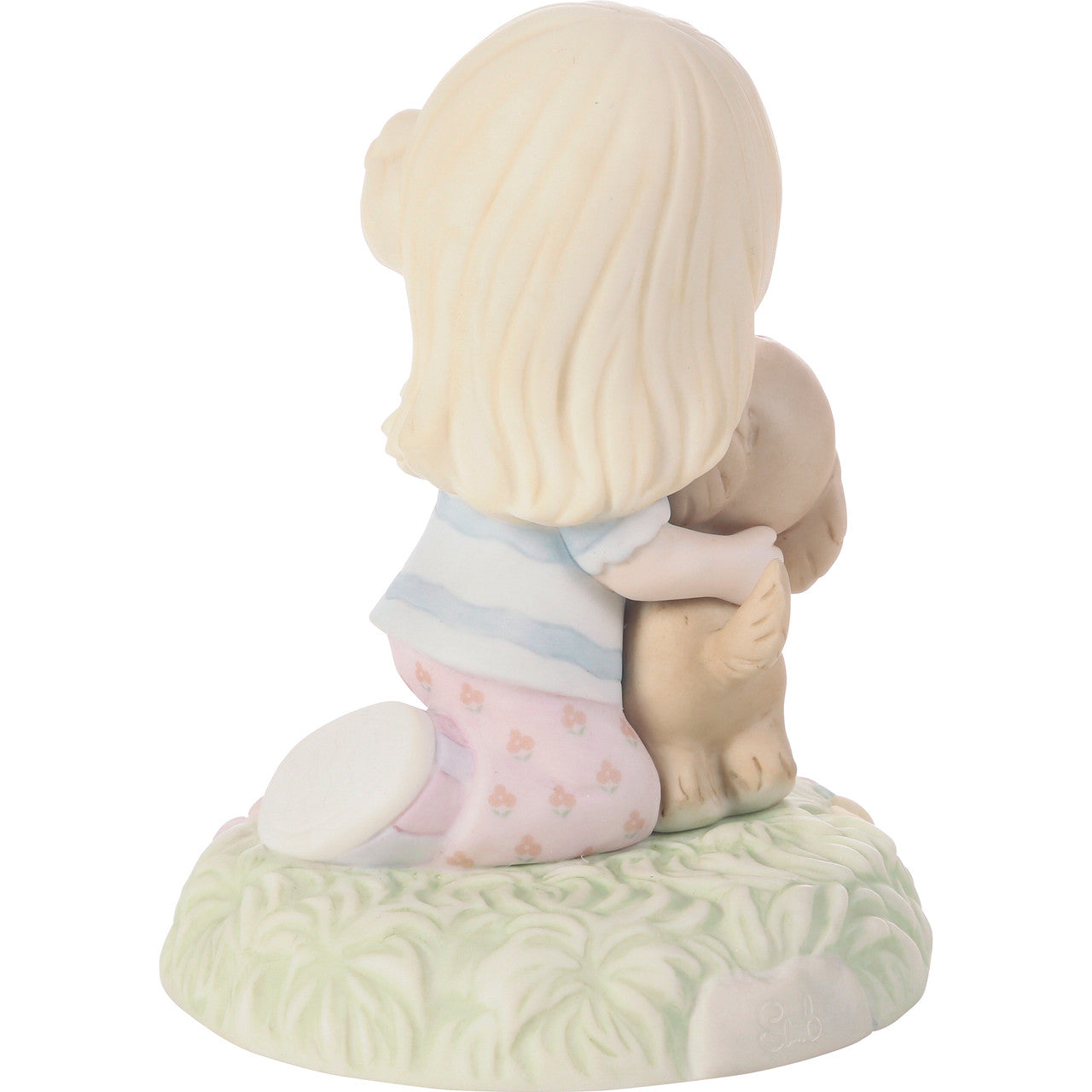 Loyal Love Collectors' Club®  2025 Members’ Only Figurine - Image