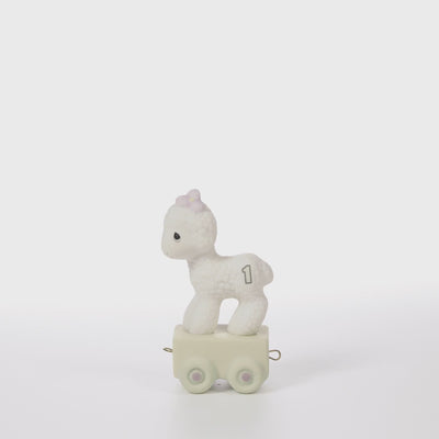 White lamb with age 1 on side standing on platform - 360 video